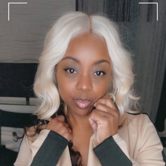 Poshmark profile picture for @imagery